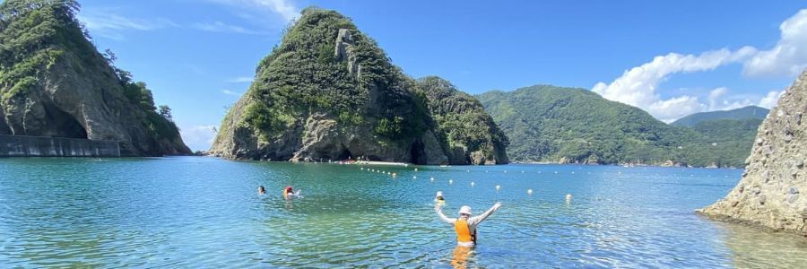 西伊豆シーカヤック　休憩時間はシュノーケリングも